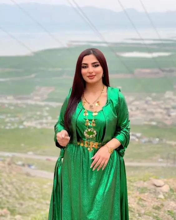 عکس مدل لباس کردی دخترانه برای عروسی