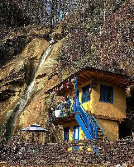 دانلود عکس آبشار صفارود در کنار روستای جواهر ده