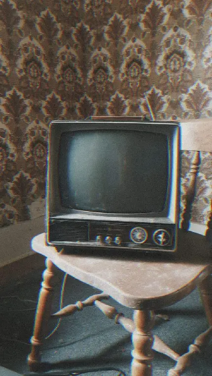 دانلود عکس پروفایل تلویزیون با 50 سال قدمت 