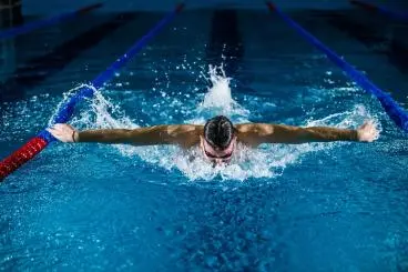 عکس ورزش جذاب و مفید شنا 