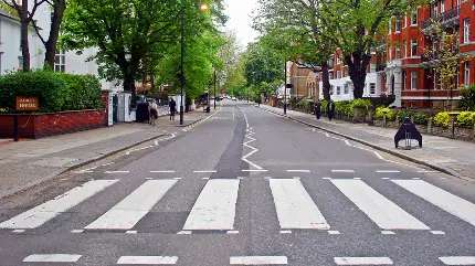 عکس خیابان اَبی در لندن