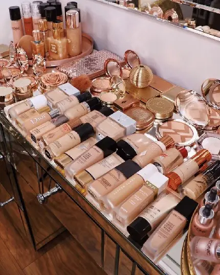 بک گراند محصولات پوستی