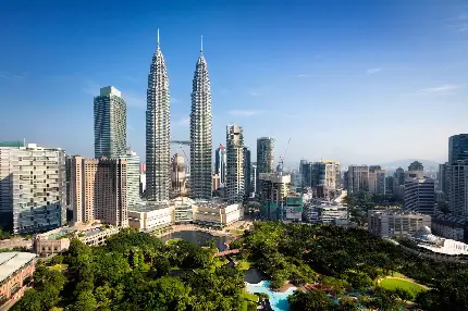 عکس برج‌های دوقلوی پتروناس در کوالالامپور