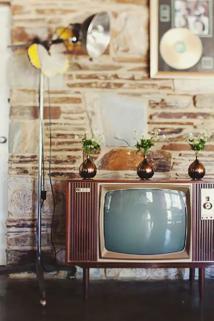 دانلود عکس تلویزیون قدیمی با کیفیت بالا 