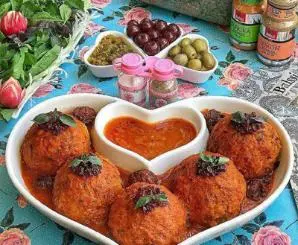 کوفته تبریزی یک غذای مشهور و محبوب در آذربایجان شرقی
