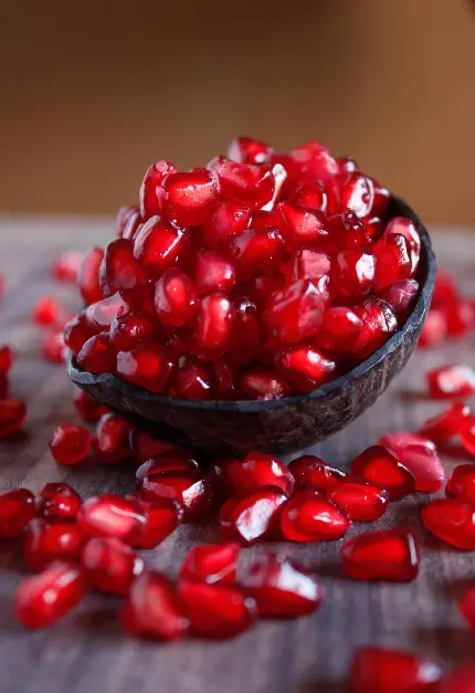 نقاشی انار زیبا