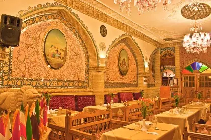 عکس رستوران عالی قاپو در شهر تهران