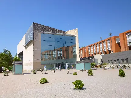 دانلود عکس دانشگاه پلی تکنیک کاتالونیا در اسپانیا