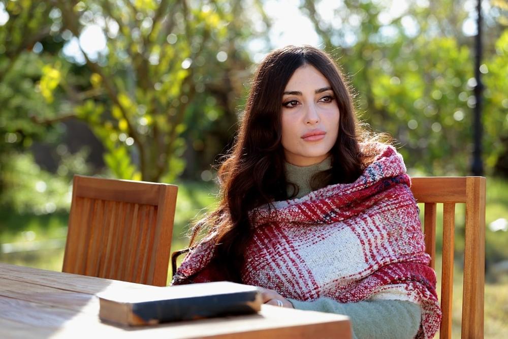 عکس مژگان(ملیکه ایپک یالوا) در سریال ترکی روزگاری در چوکوروا