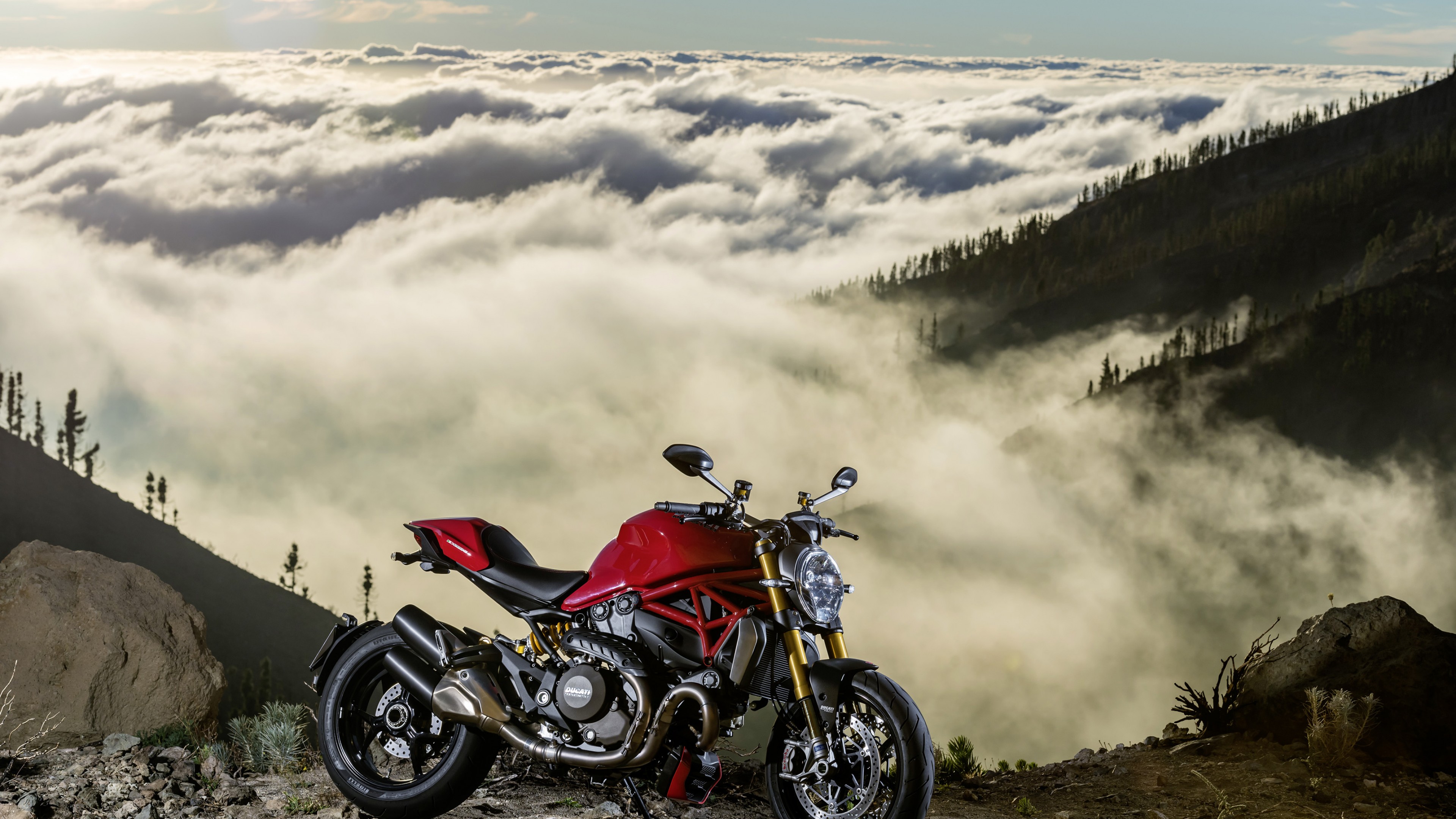 عکس موتورهای Ducati Monster 1200S