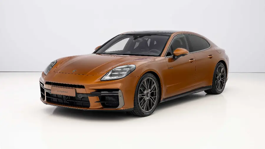 تصویر پورشه پانامرا Porsche Panamera با رزولوشن 8K