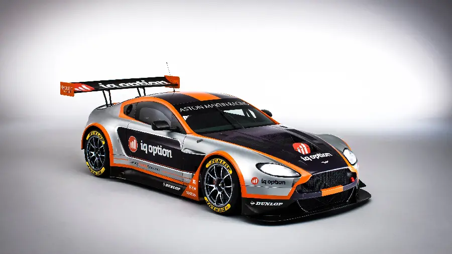 عکس استون مارتین Racing Car با کیفیت بالا