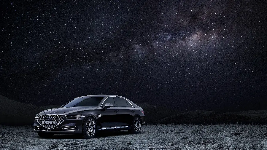 تصویر زمینه جنسیس G90 نسخه Stardust 2020