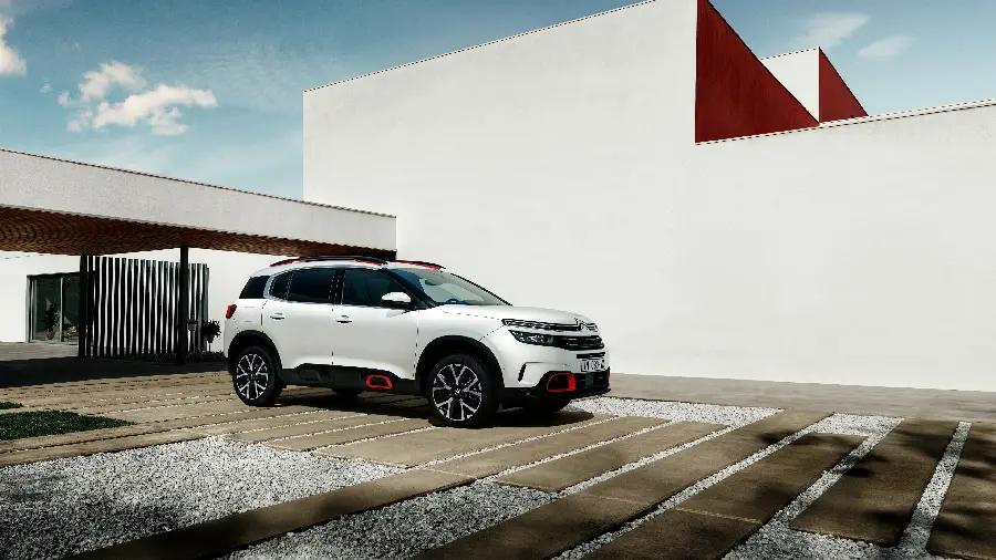 تصویر جذاب سیتروئن C5 Aircross 2018 با کیفیت بالا