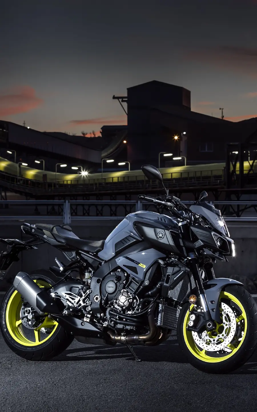 والپیپر موتورسیکلت Yamaha MT-10 با کیفیت بالا برای چاپ روی قاب موبایل