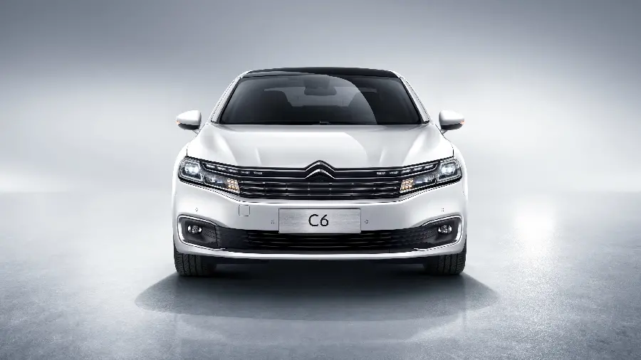 تصویر تماشایی سیتروئن C6 2016 با رزولوشن عالی