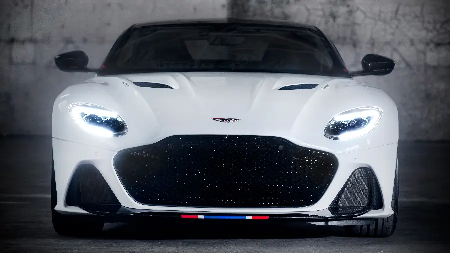 عکس با کیفیت استون مارتین DBS Superleggera Concorde