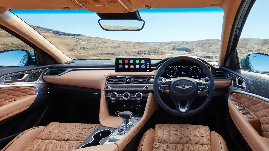 تصویر داخلی جنسیس G70 3.3T Sport 2021 با کیفیت 5K