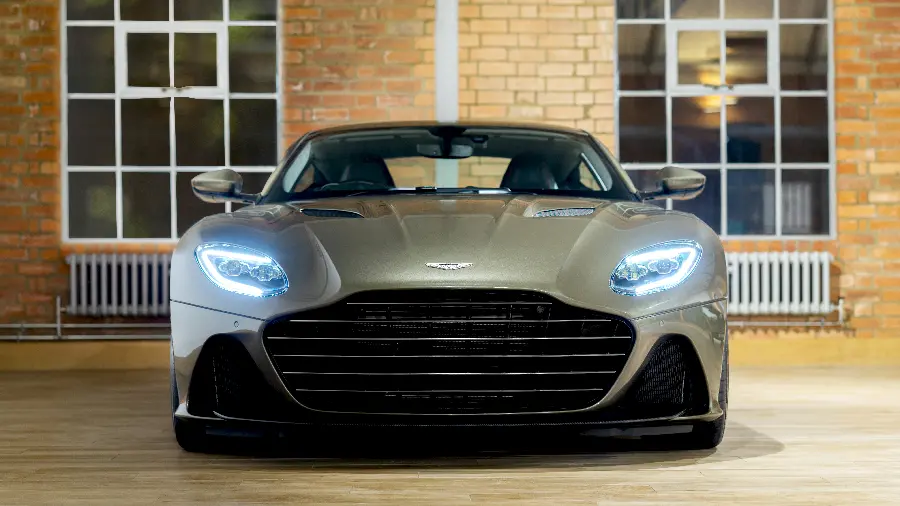 والپیپر دیدنی استون مارتین dbs سوپرلگرا 2019 با کیفیت 8k
