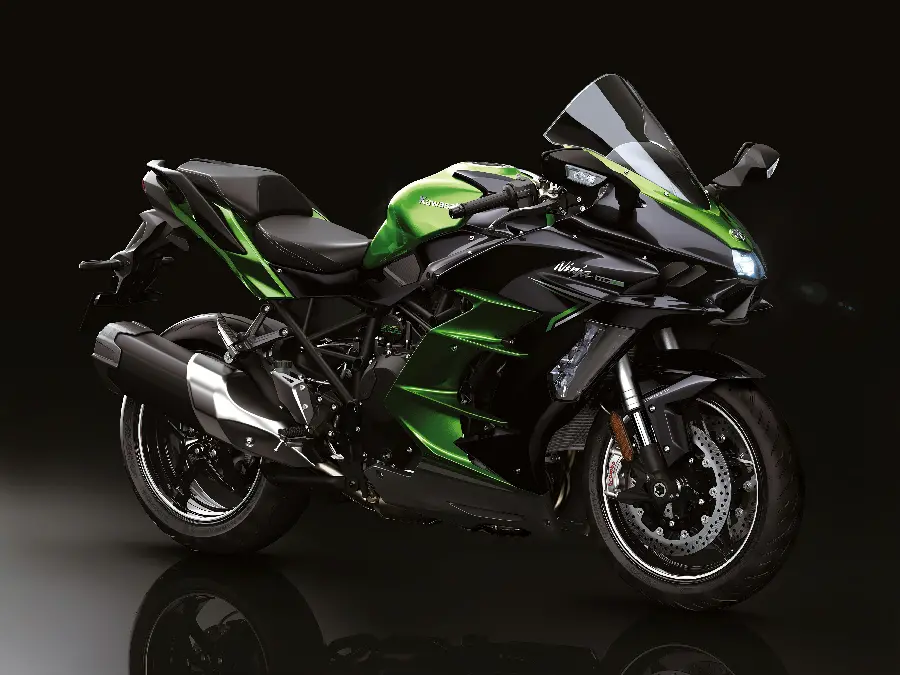 تصویر Kawasaki Ninja H2 SX با پس زمینه تاریک