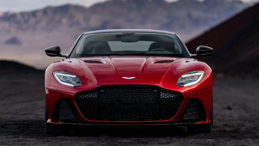عکس خیره کننده استون مارتین DBS Superleggera