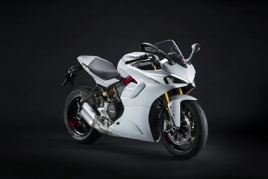 تصویر موتورسیکلت Ducati Supersport 950 با کیفیت 5K و 8K