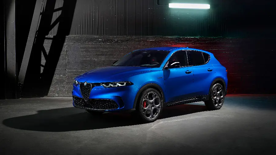 تصویر آلفارومئو Tonale Veloce 2022 با کیفیت 5K