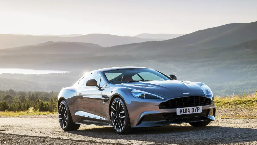 تصویر استون مارتین Vanquish 2015 با کیفیت HD