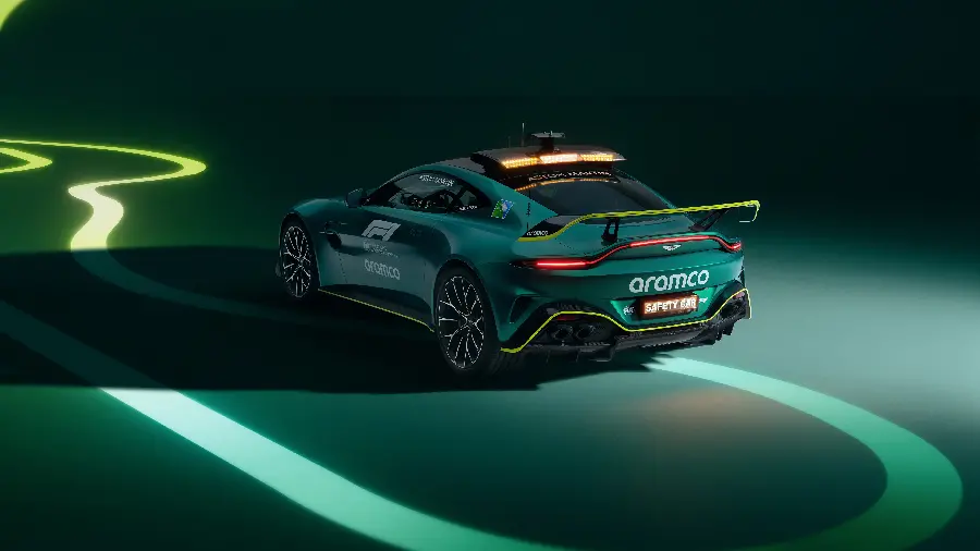 عکس ماشین ایمنی استون مارتین Vantage F1 2024