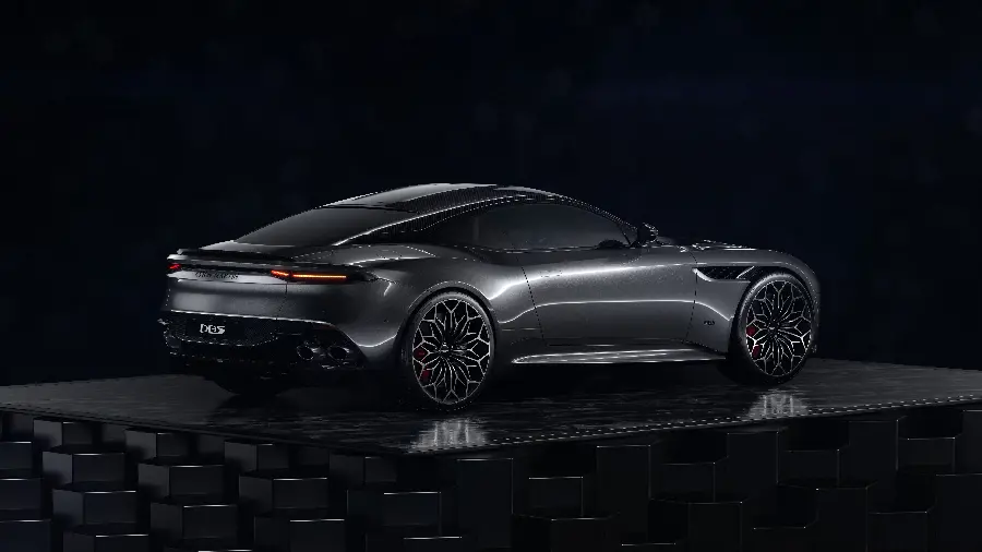 تصویر پشت استون مارتین DBS Superleggera با کیفیت HD