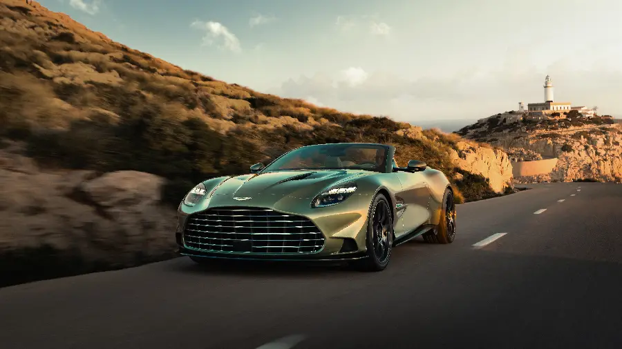 تصویر جذاب استون مارتین ونکوئیش Volante 2025