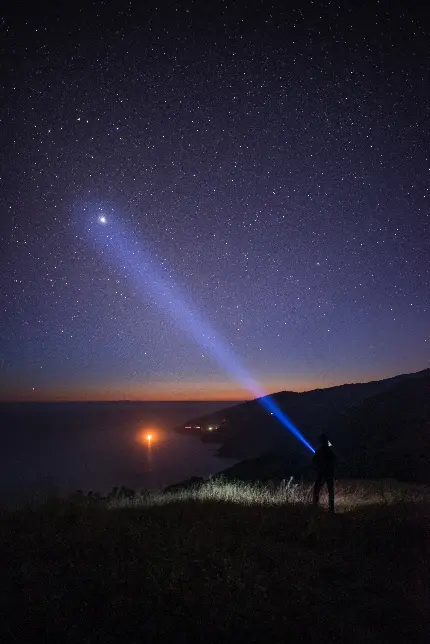 عکس Big Sur با اقیانوس آرام و ستارگان در شب