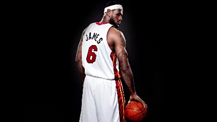 تصویر تیم Miami Heat با حضور لبرون جیمز با کیفیت 4K