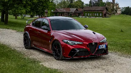 چاپ پوستر عکس آلفارومئو Giulia GTAm 2021 با کیفیت 5K