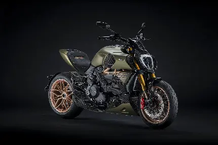 والپیپر موتورسیکلت Ducati Diavel با تم لامبورگینی در کیفیت 5K