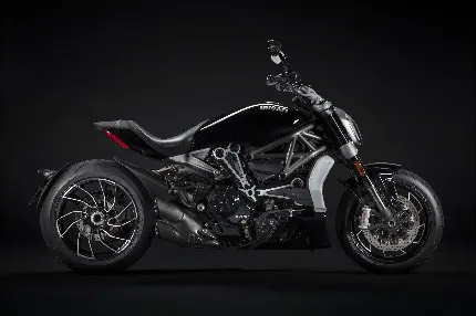 والپیپر موتورسیکلت دوکاتی XDiavel با پس زمینه تاریک کیفیت فور کی