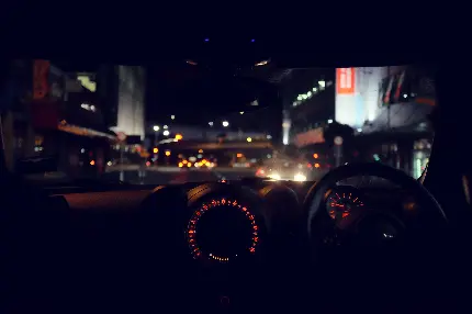 والپیپر ماشین در شب با نورپردازی خیره کننده و کیفیت HD