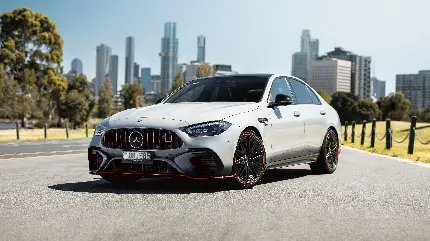 تصویر زیبای مرسدس AMG C 63 S با کیفیت 5K