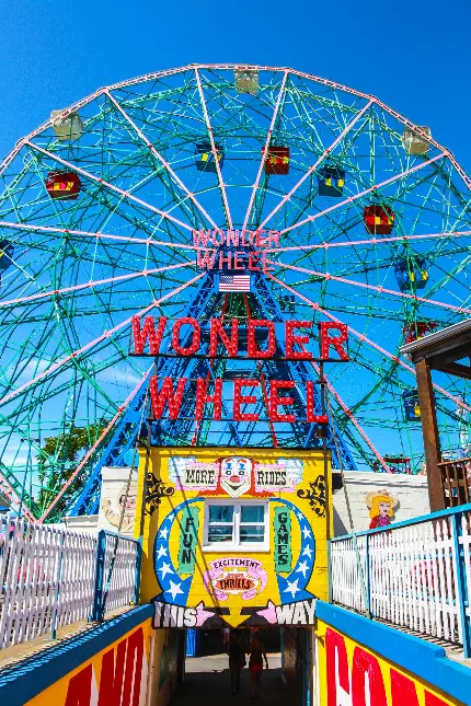 تصویر چرخ و فلک Wonder Wheel با کیفیت فول اچ دی