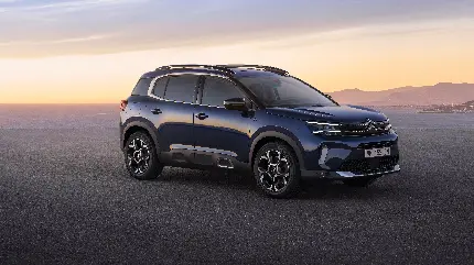 چاپ پوستر تصویر جذاب سیتروئن C5 Aircross SUV هیبریدی 2022 با کیفیت 4k