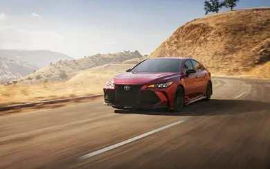 چاپ پوستر تصویر خیره‌کننده تویوتا آوالون TRD 2020 با کیفیت 4K