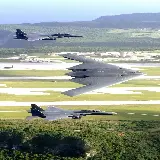 تصویر نظامی B-2 Spirit با کیفیت HD برای قاب موبایل