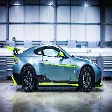 چاپ قاب موبایل و گوشی تصویر استون مارتین Vantage GT8 2016 از نمای جانبی با کیفیت عالی