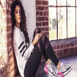 چاپ قاب موبایل و گوشی عکس Selena Gomez با کیفیت بالا برای دانلود رایگان