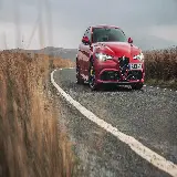 عکس ماشین آلفارومئو جولیا کوادریفولیو 2017 با کیفیت HD