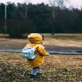 عکس پسر بچه نوپا برای تابلوهای پرتره و خانوادگی