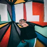 عکس دست مردانه روی دیوار با کیفیت بالا و مناسب برای تبلیغات
