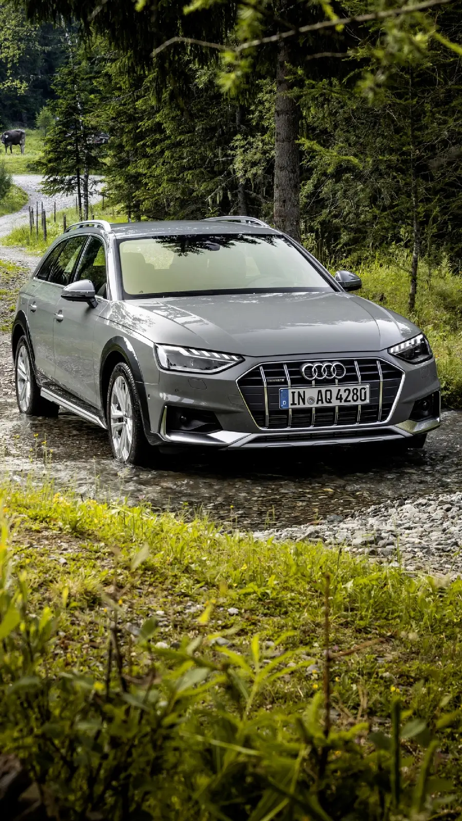 تابلو دکوراتیو پوستر ماشین آئودی A4 Allroad با کیفیت بالا