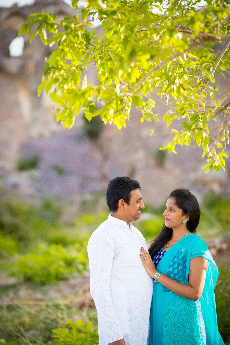 چاپ پوستر سفارش تابلو عکس زوج هندی عروس و داماد شیک