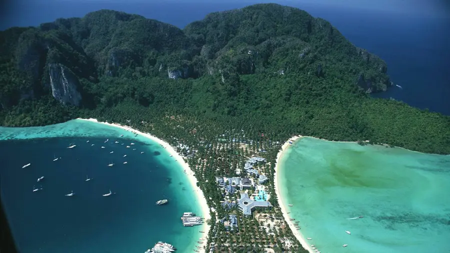 والپیپر دسکتاپ جزیره با کیفیت فول اچ دی و رزولوشن عالی